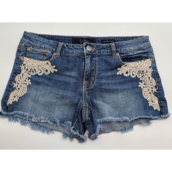 Jessica Simpson Women's 30 Forever Low Rise Lace Detail Cut Off Jean Shorts - Picture 1 of 8